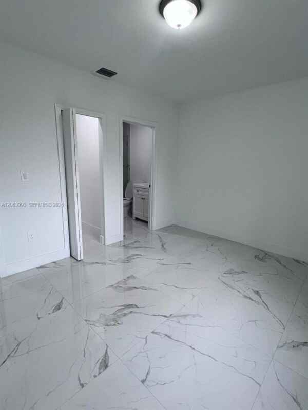 Building Photo - 2100 NW 102nd St