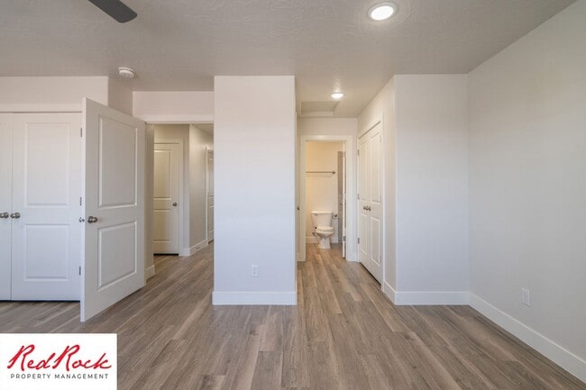 Building Photo - 1005 Tortoise Rock Dr