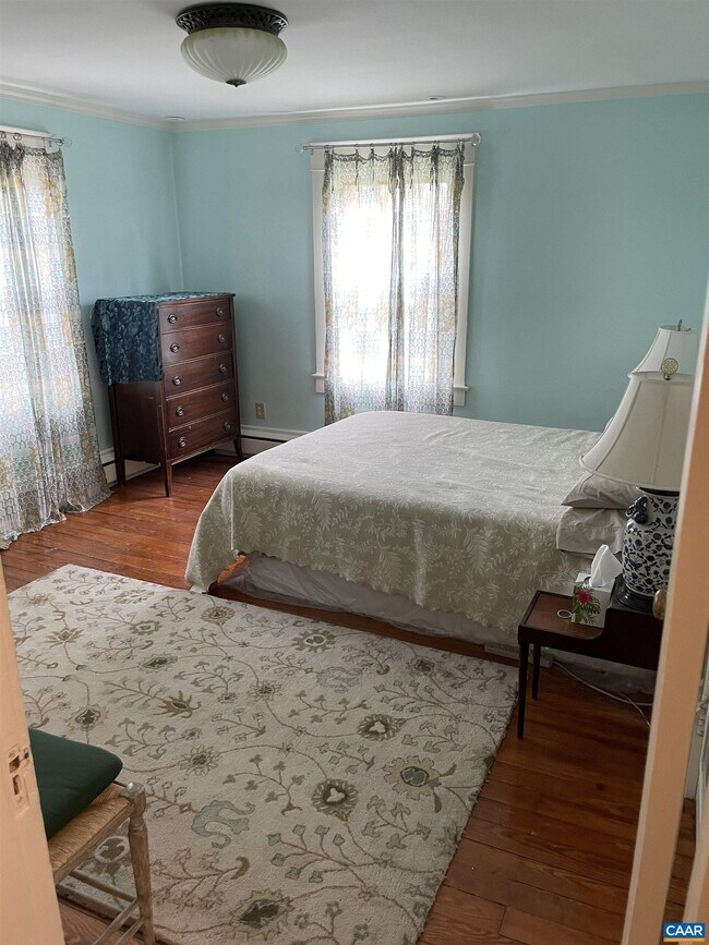 Building Photo - 954 Old Lynchburg Rd