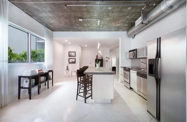 Building Photo - 1700 Meridian Ave