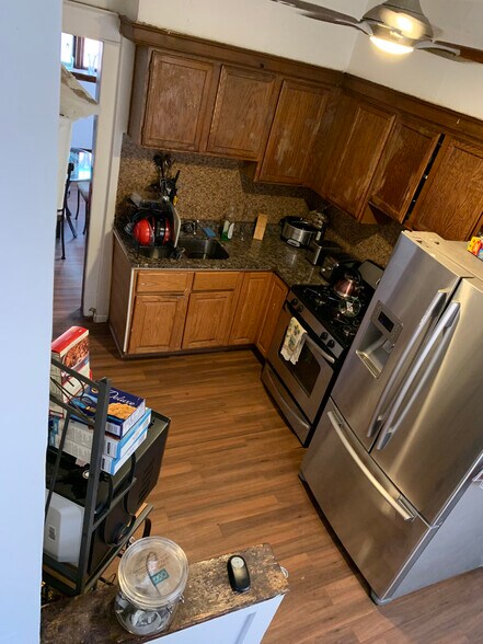 Kitchen -Shared - 1305 Sigsbee St SE