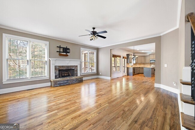 Building Photo - 215 Arthur Hills Dr