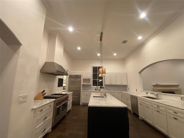 Building Photo - 5110 Elsby Ave