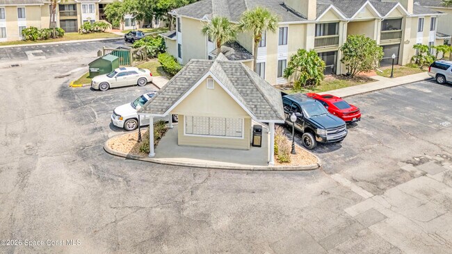 Building Photo - 3550 Sable Palm Ln
