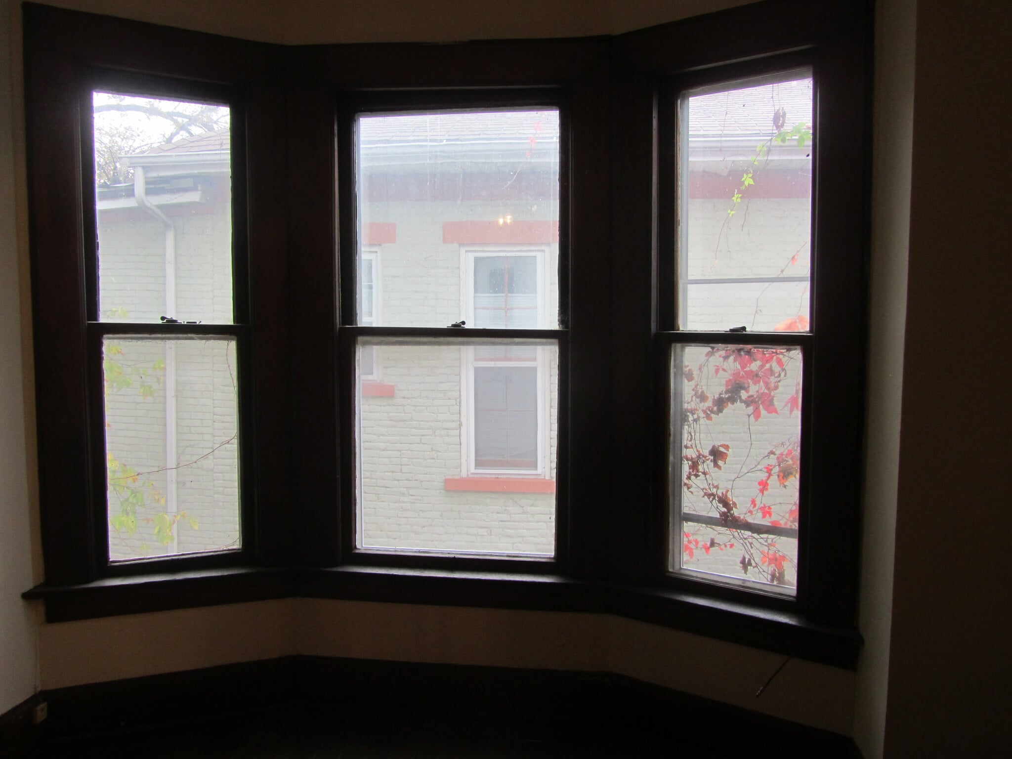 Dining room. - 204 S 6th St