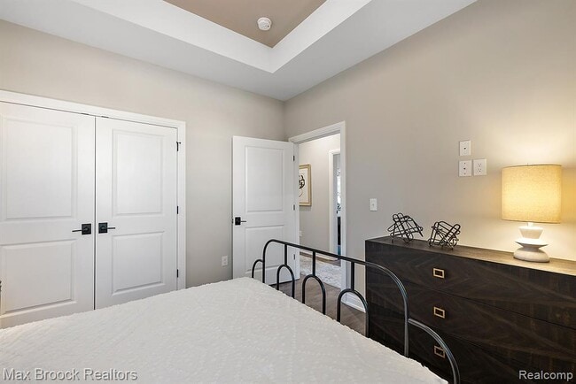 Building Photo - 1521 Tribute Dr