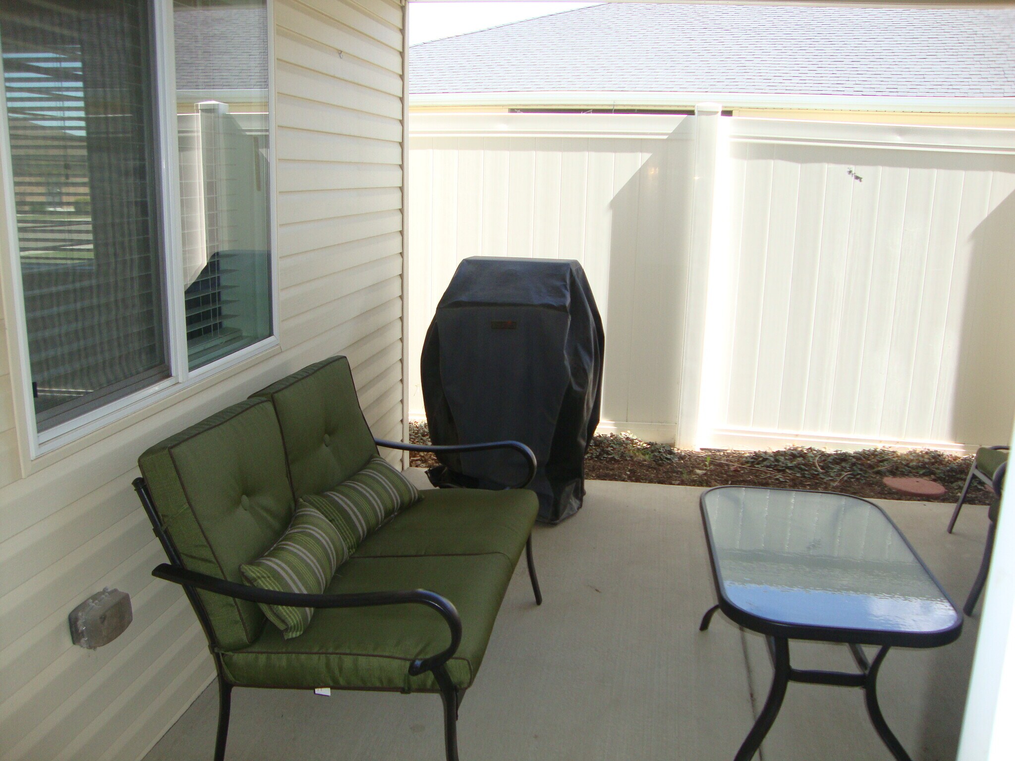 Building Photo - 209 Long Island Ave