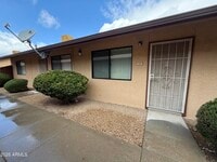 Building Photo - 840 S Main St