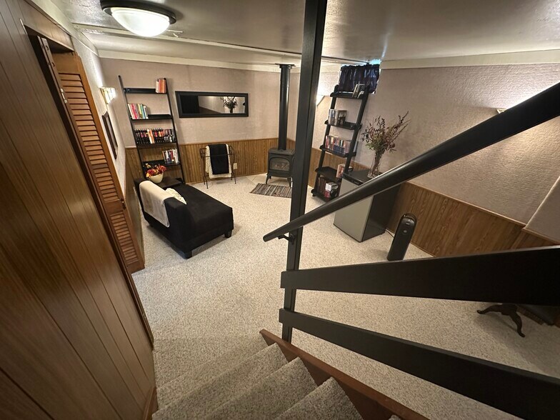 basement living room - 2828 S 11th Pl