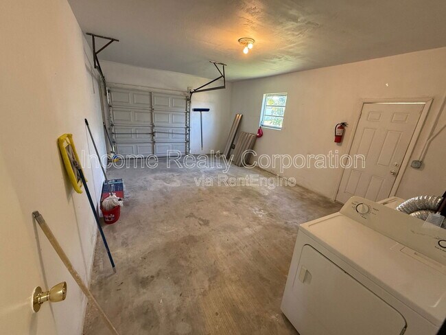 Building Photo - 671 NW 17th St