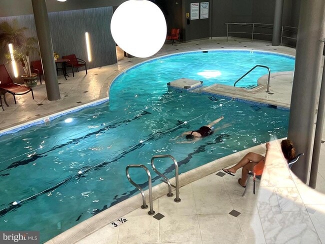 Building Photo - 8340 Greensboro Dr