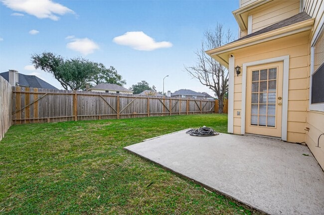 Building Photo - 9111 Winkbow Dr