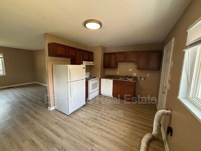 Building Photo - 4613 Nevada Ave