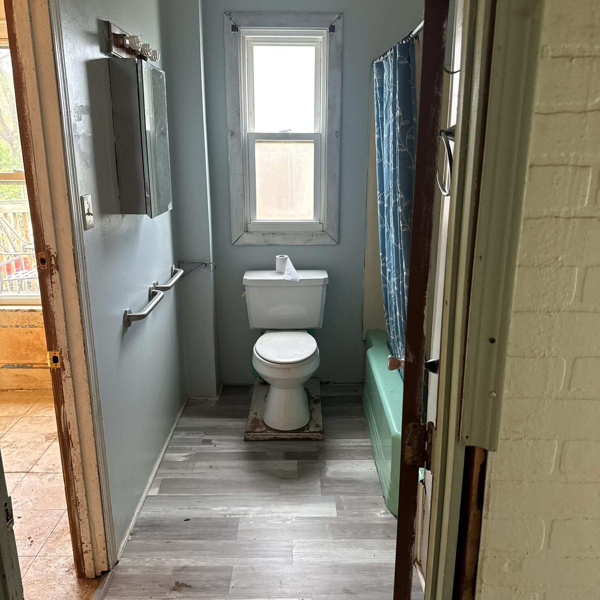 Building Photo - 1629 S Rodgers Ave