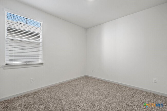 Building Photo - 412 Wilshire Rd