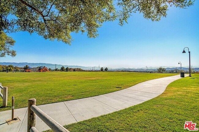 Building Photo - 29215 Starfall Way