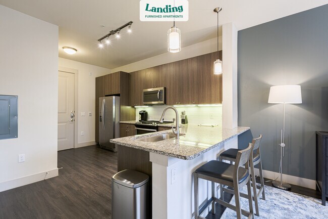 Building Photo - 110 W CityLine Dr