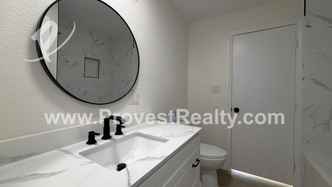 Building Photo - 8948 Sage St