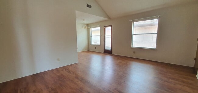 Building Photo - Spacious 2 bedroom 2 bath townhome COMING ...