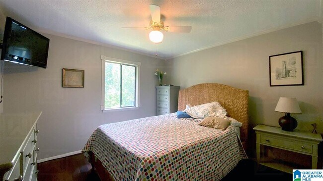 Building Photo - 110 Woodland Village