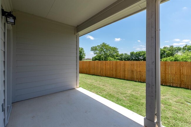 Building Photo - 6621 Kildare Dr