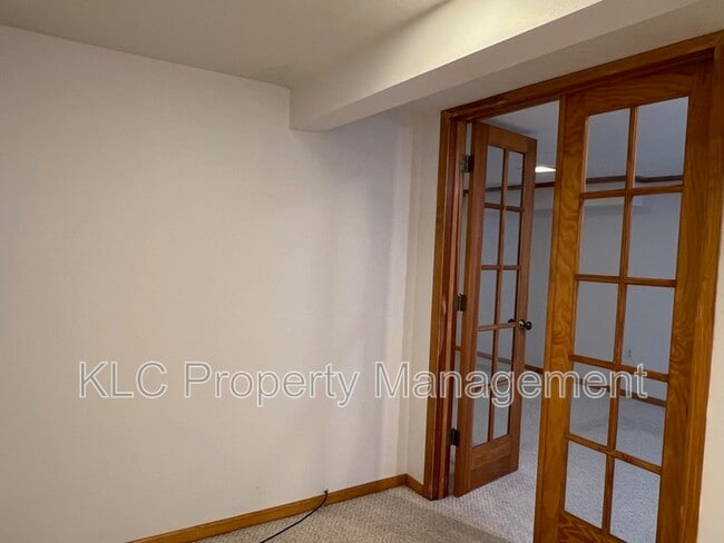 Building Photo - 4026 43rd St