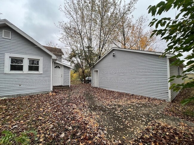 Building Photo - 209 West St