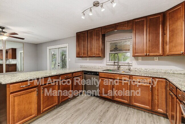 Building Photo - 5680 Durrance Rd