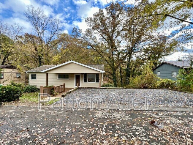 Building Photo - 14 Friendly Hollow