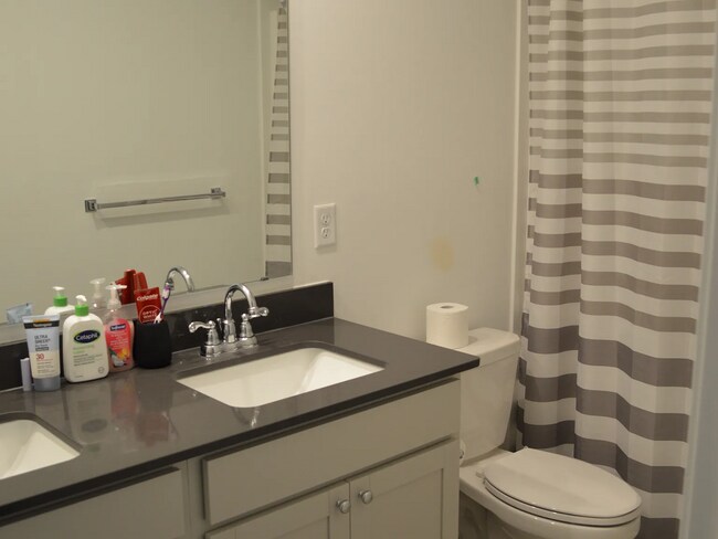 Building Photo - 4379 Risen Star Way