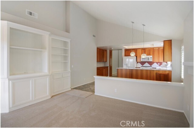 Building Photo - 28721 Via Pasatiempo