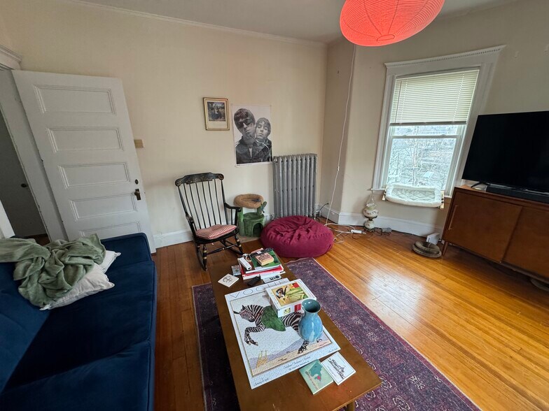 Building Photo - 51 Ibbetson St