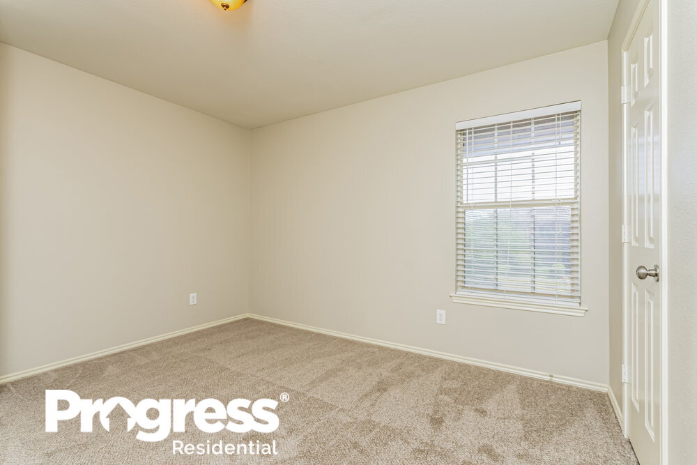 Building Photo - 1253 Spring Water Dr