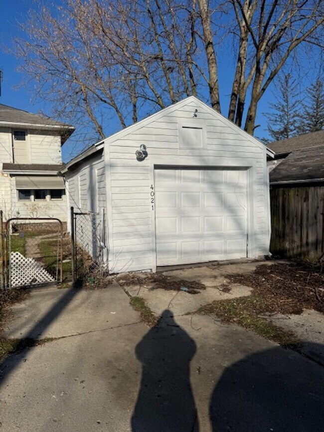 Building Photo - 4021 Lafayette St