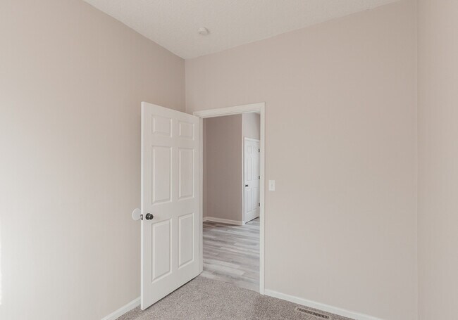 Building Photo - 1141 N 29th St