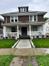 Building Photo - 478 Liberty St