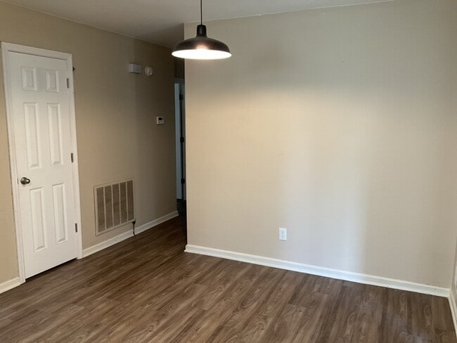 Building Photo - 2704 Monza Trail