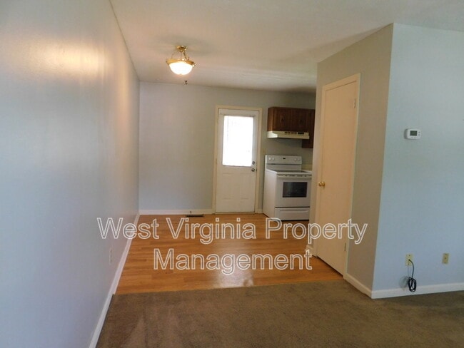 Building Photo - 152 Cardinal Wy
