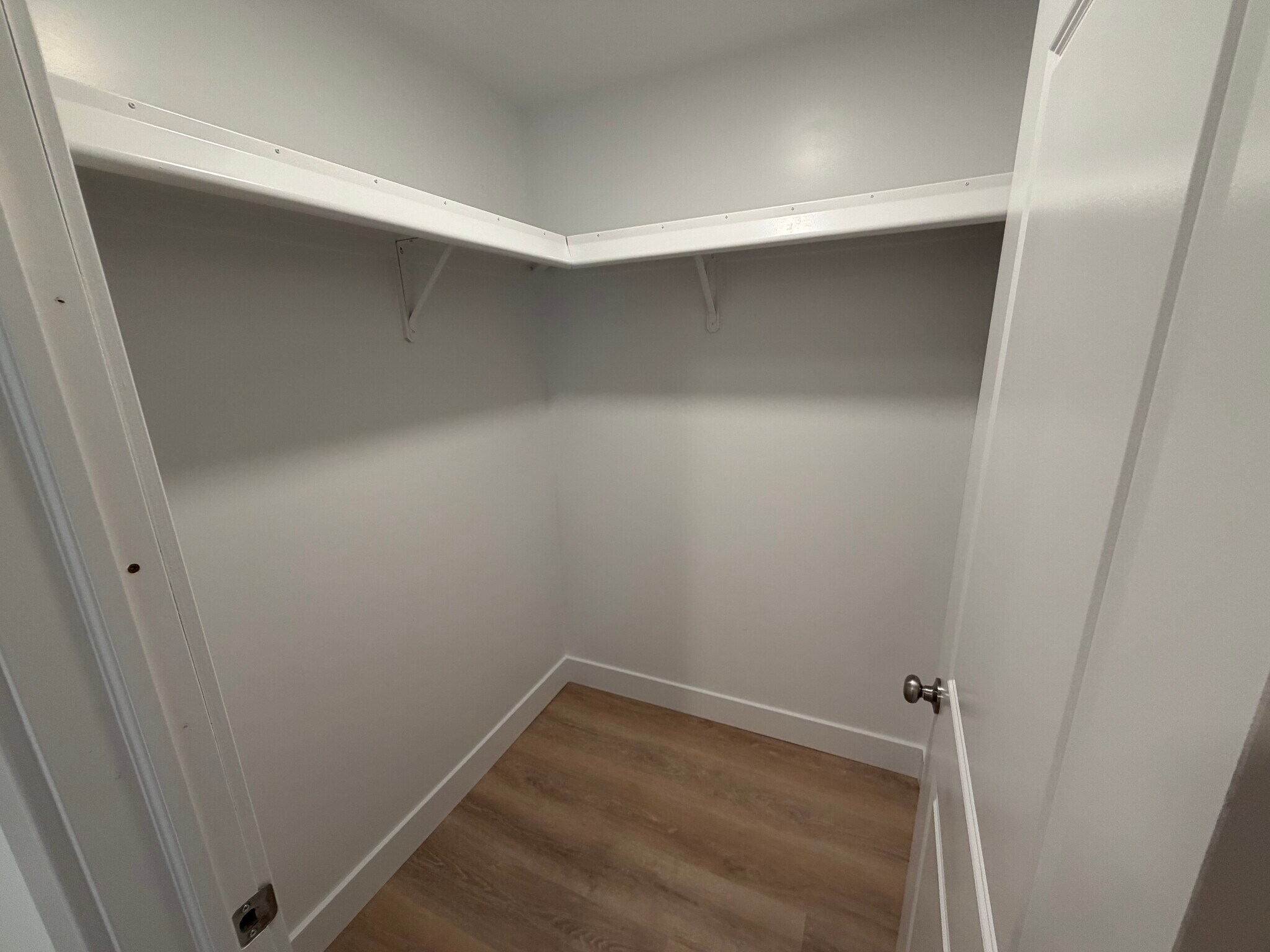 Building Photo - 2130 Carriage Hill Cir