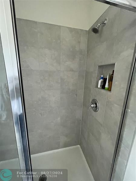 Building Photo - 2127 Appleton Cir S