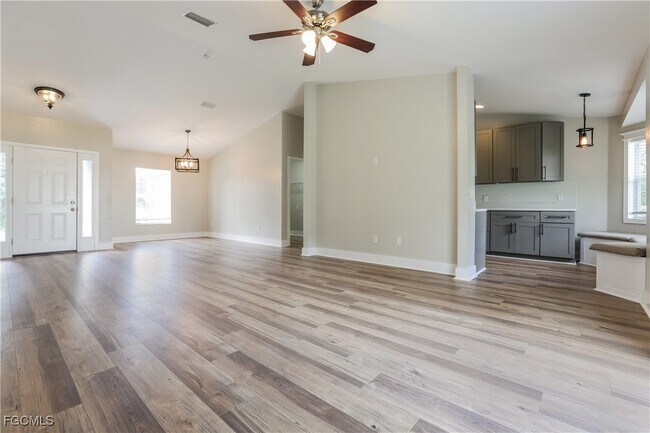 Building Photo - 4168 Merriam Ln