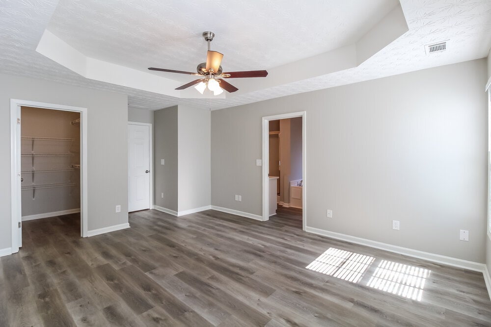 Building Photo - 75 Shadowbrooke Cir SW