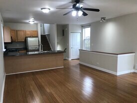 Building Photo - 3414 W Le Moyne St