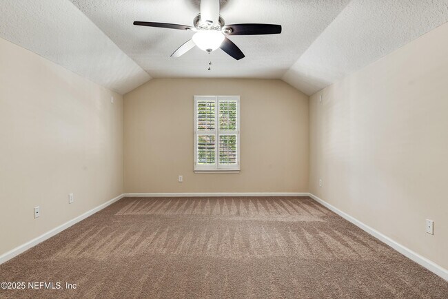 Building Photo - 14000 Red Rock Lake Dr