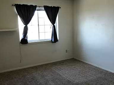 Building Photo - 547 Karcio Ct