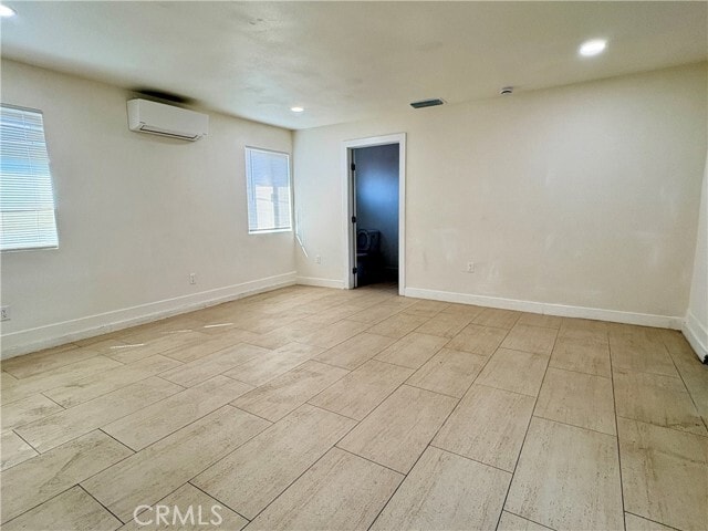 Building Photo - 296 N Allen St