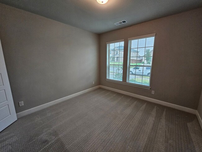 Building Photo - Coming Soon  5 bedroom, 4 bathroom home located in the desirable Forney