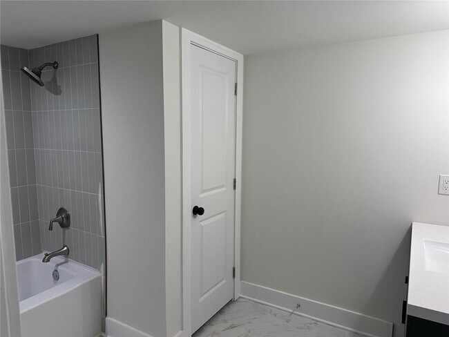 Building Photo - 5140 Tilly Mill Rd