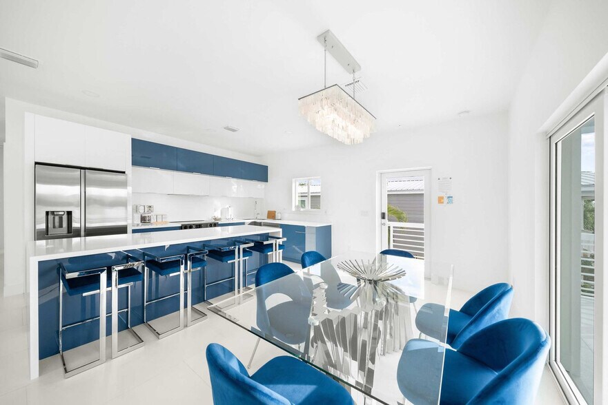 Building Photo - 387 82nd St