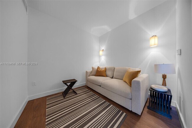 Building Photo - 50 Biscayne Blvd